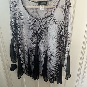 The Pyramid Collection Monochrome Snake Print Blouse